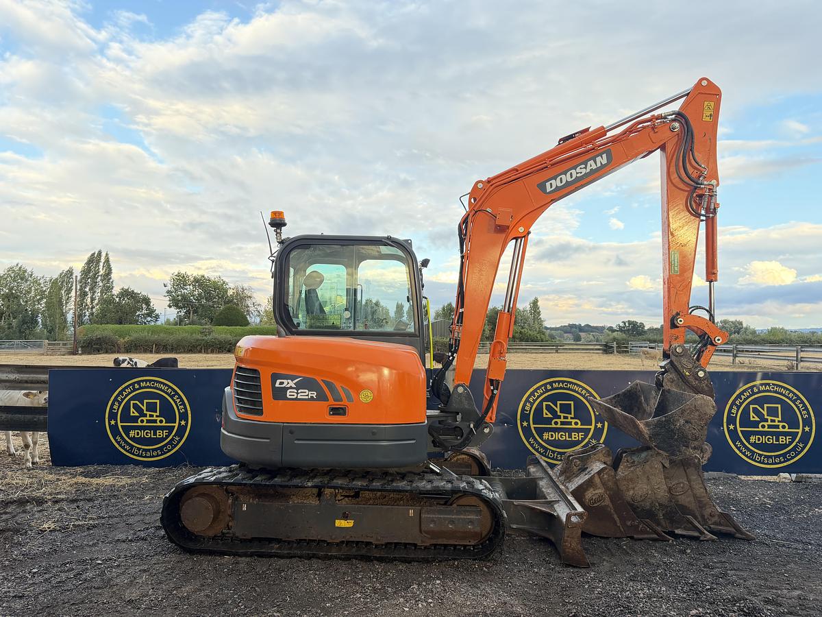 Used 2023 DOOSAN DX62R-3