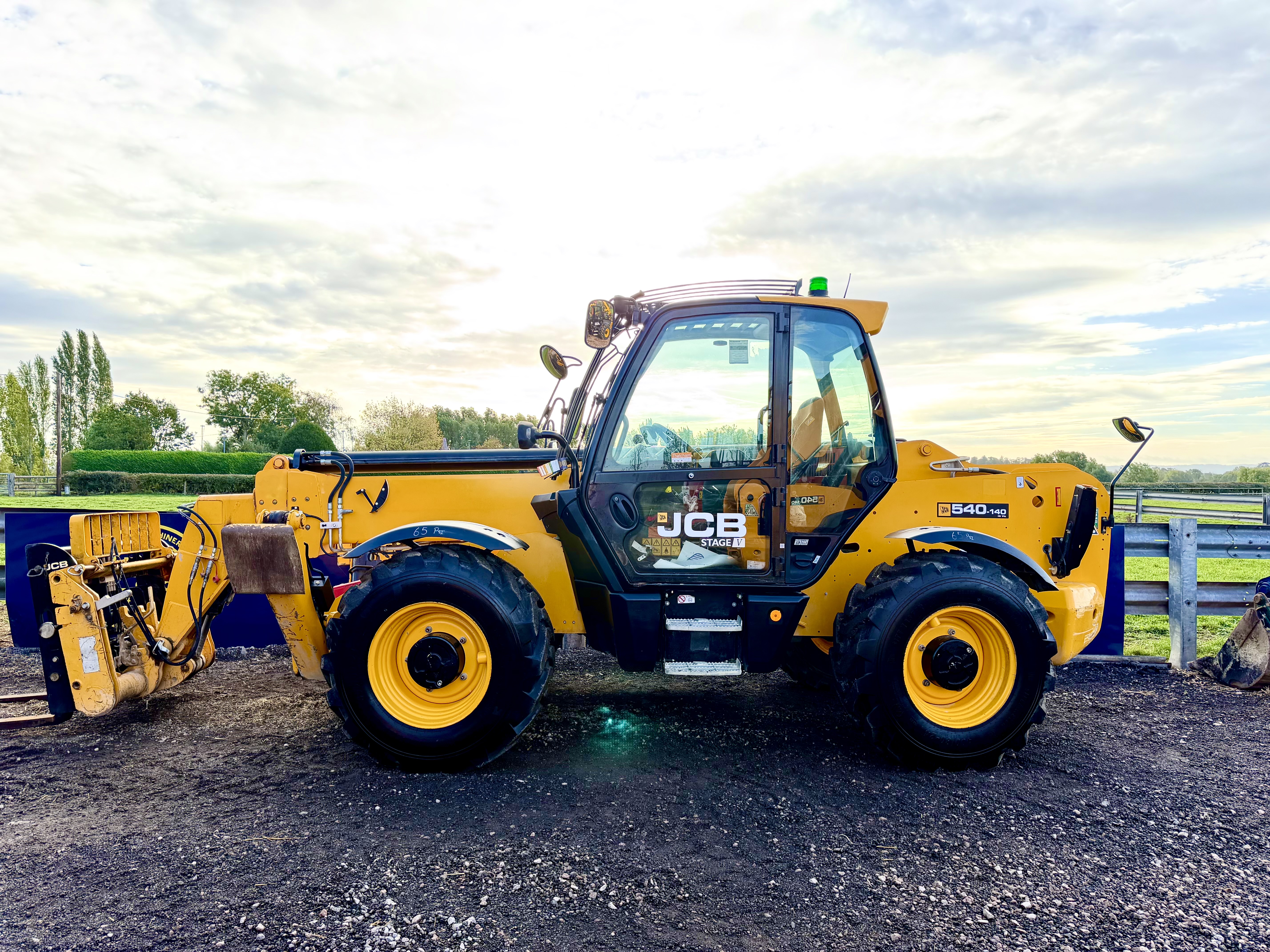 Used 2023 JCB 540-140