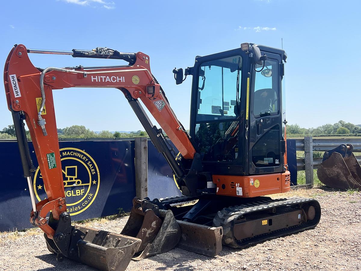 Used 2022 HITACHI ZX26U
