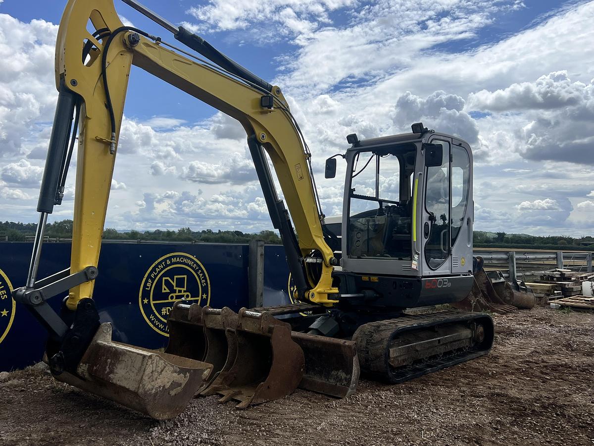 Used 2015 WACKER NEUSON 6003