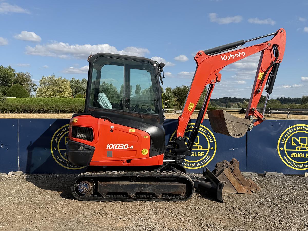 Used 2019 KUBOTA KX030-4