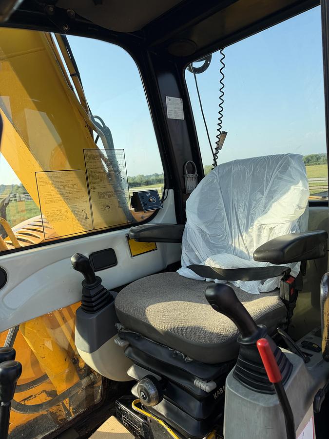Used 2001 JCB JZ70