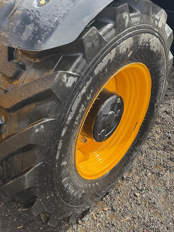 Used 2022 JCB 540-140
