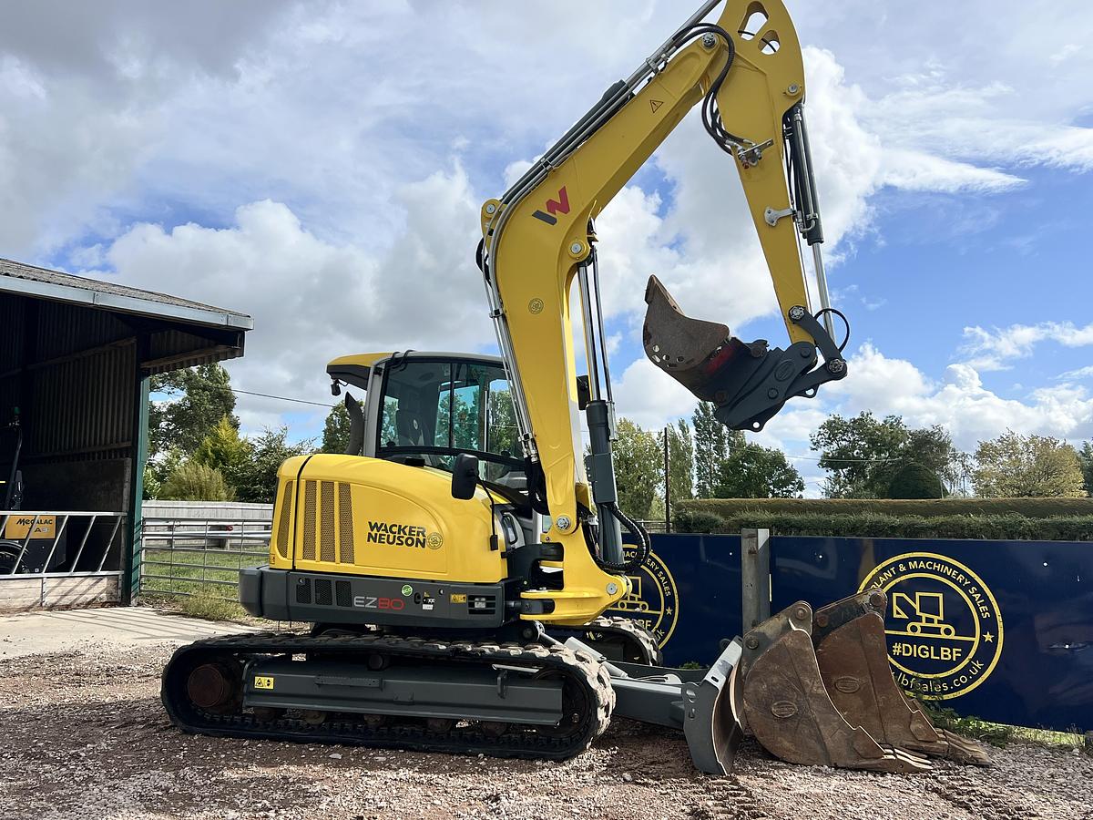Used 2022 WACKER NEUSON EZ80