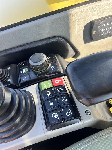 Used 2022 WACKER NEUSON EZ80