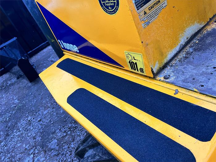 Used 2015 THWAITES MACH570