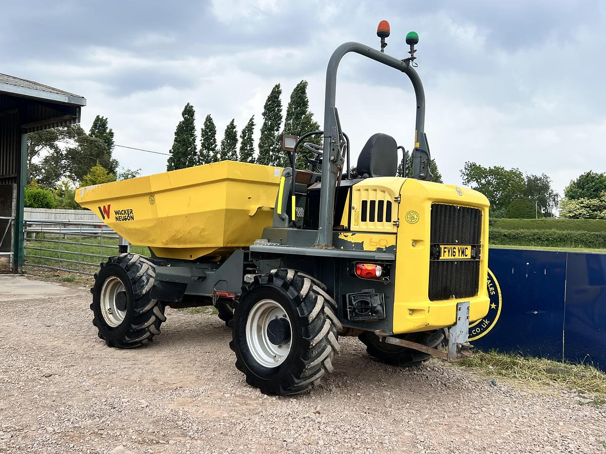 Used 2016 WACKER NEUSON DW60