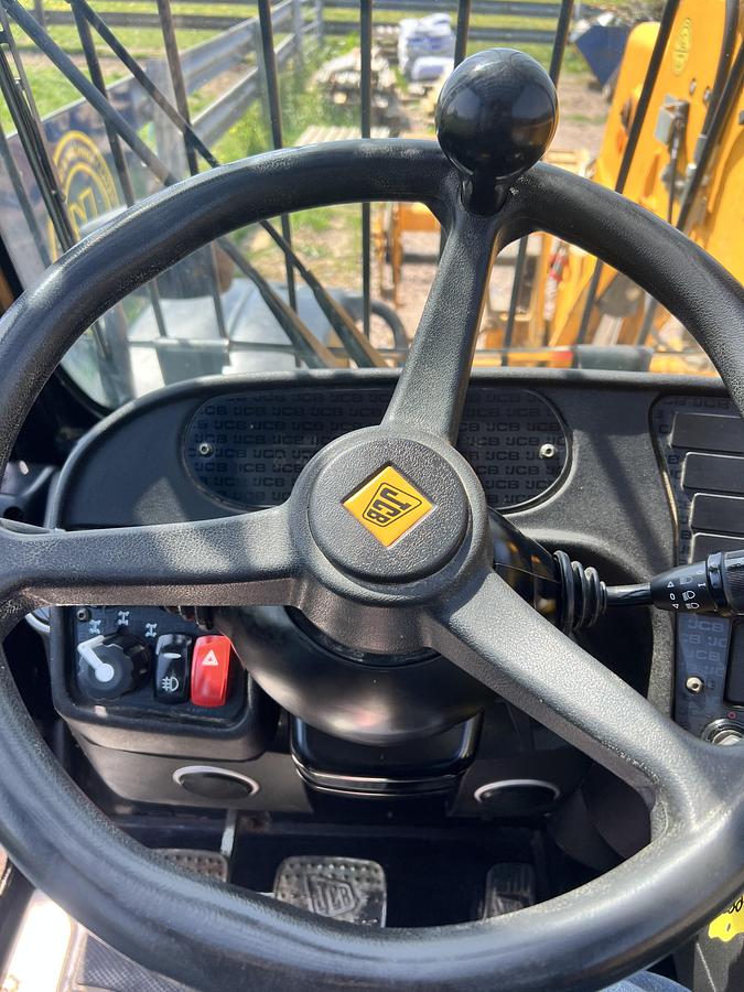 Used 2019 JCB 535-95