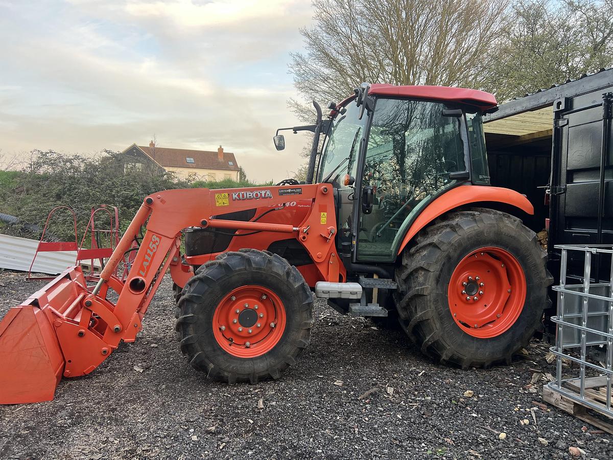 Used KUBOTA M7040