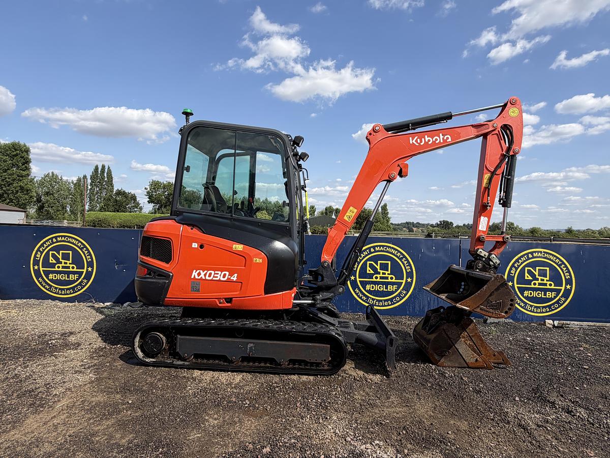 Used 2019 KUBOTA KX030-4