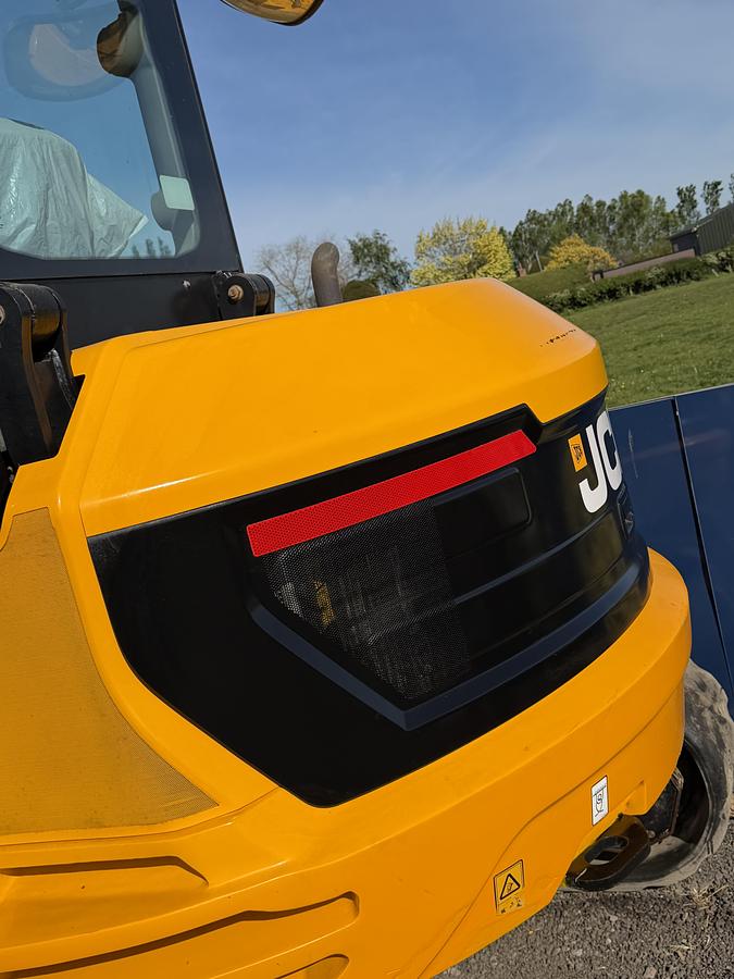 Used 2023 JCB 86c-2