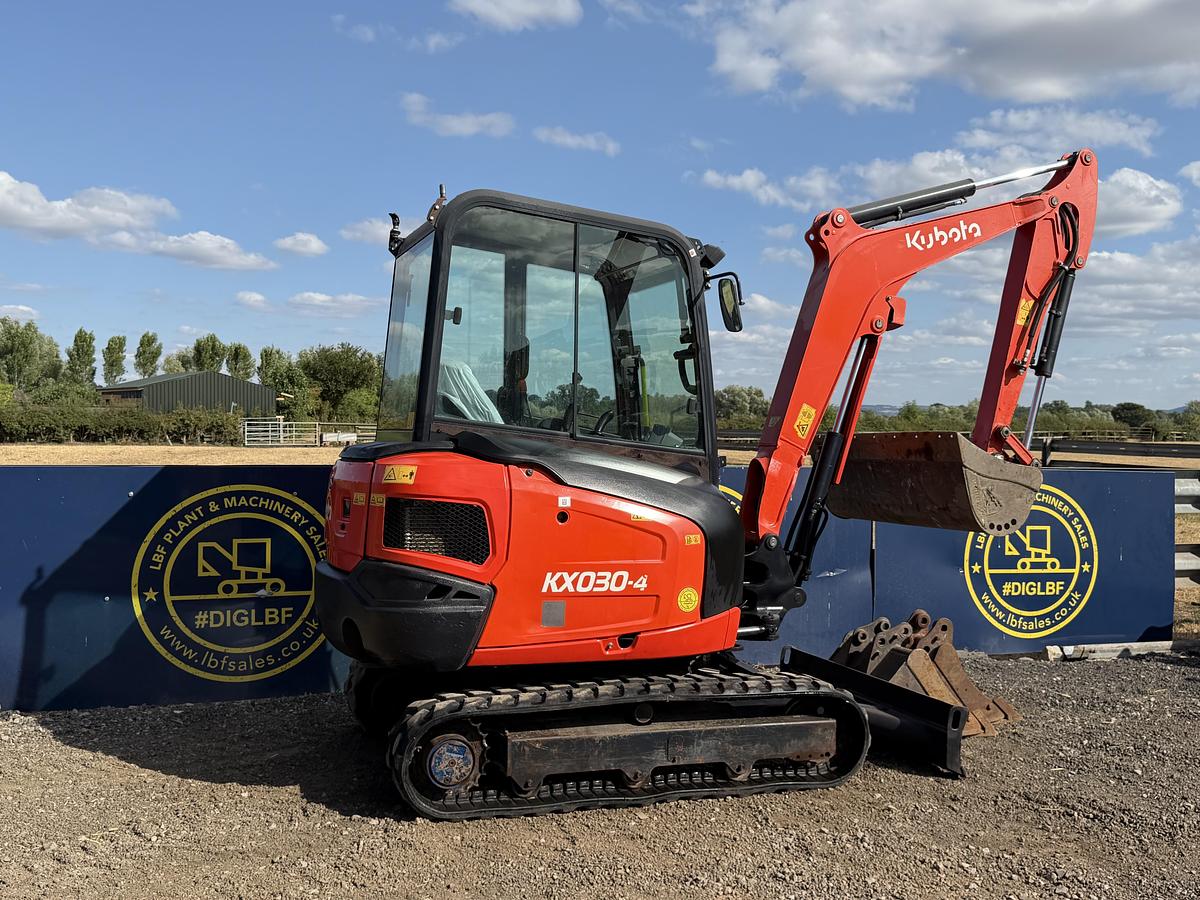 Used 2019 KUBOTA KX030-4