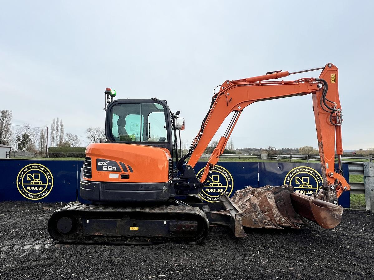 Used 2022 DOOSAN DX62R-3