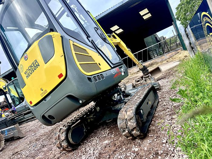 Used 2021 WACKER NEUSON ET18 VDS