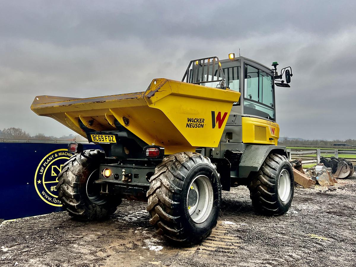 Used 2020 WACKER NEUSON DV90 duel view swivel