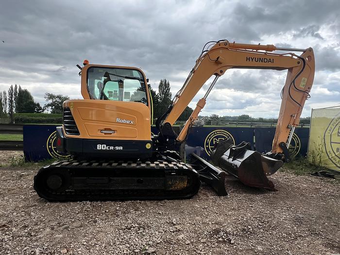 Used 2017 Hyundai  80CR-9A
