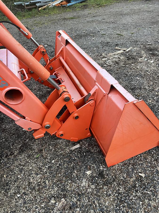 Used KUBOTA M7040