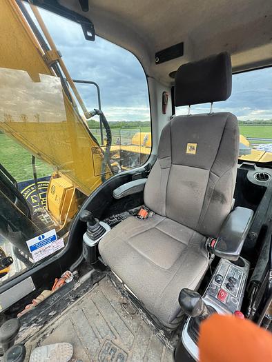 Used 2014 JCB JS160