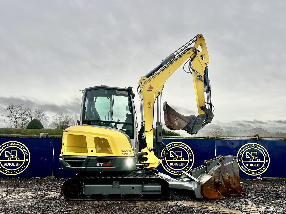 Used 2022 WACKER NEUSON ET42 VDS