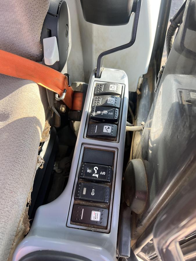 Used 2021 HITACHI ZAXIS ZX135USBL-6