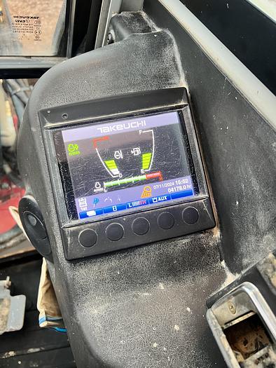 Used 2019 TAKEUCHI TB230