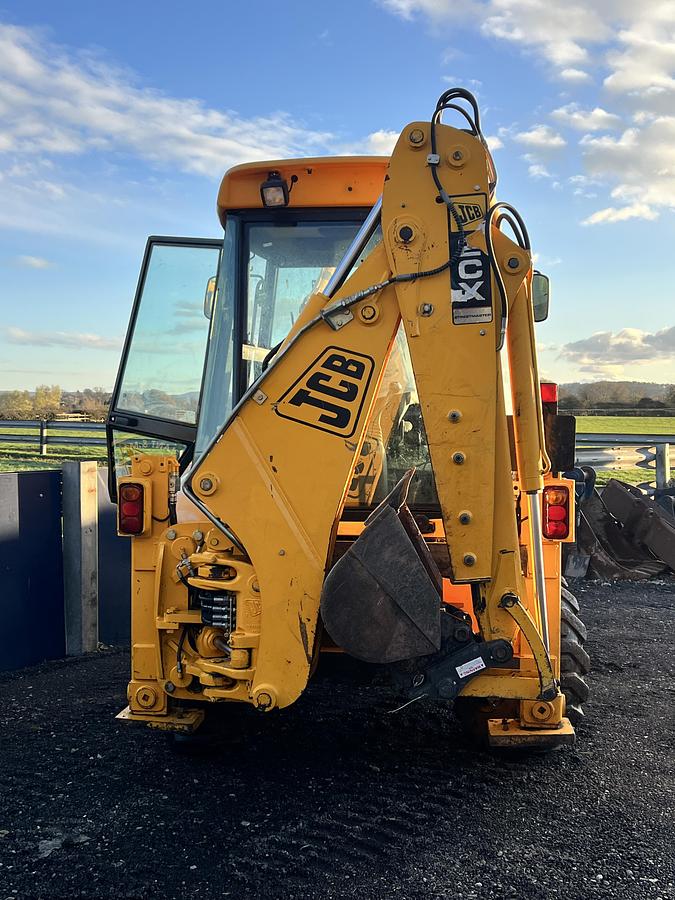 Used 2004 JCB 2CX STREET MASTER