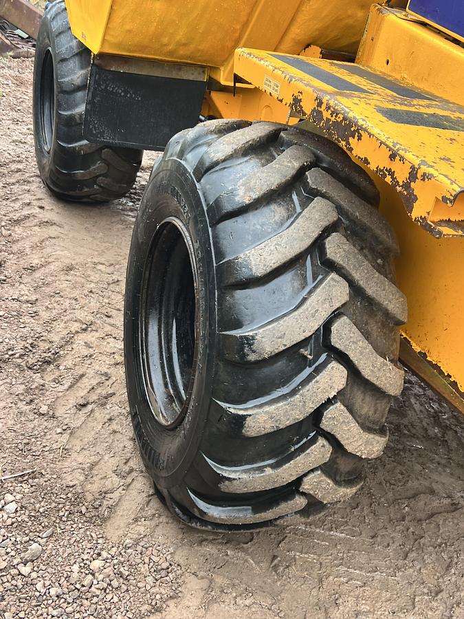 Used 2017 THWAITES 9 tonne dumper