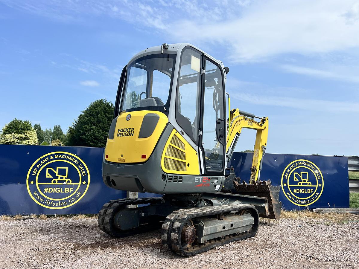 Used 2013 WACKER NEUSON ET24VDS