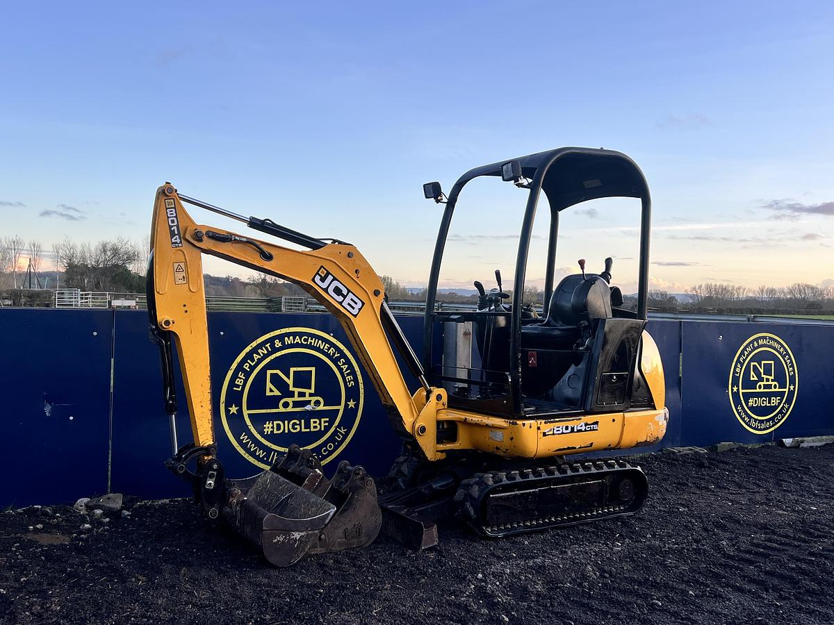 Used 2016 JCB 8014