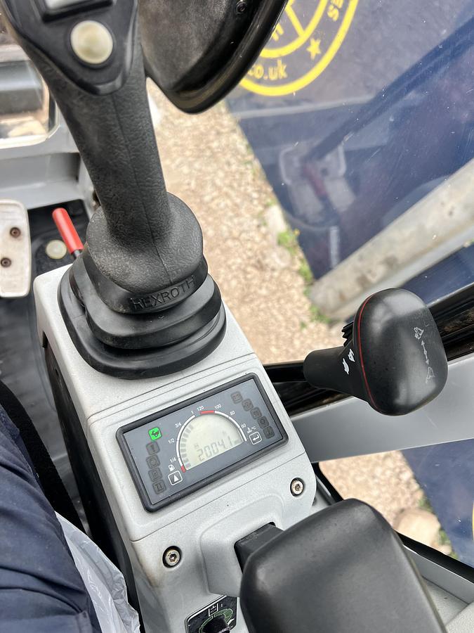 Used 2017 WACKER NEUSON ET24 VDS