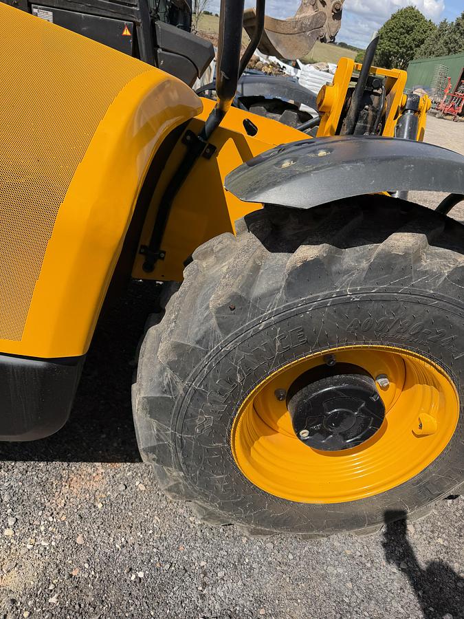 Used 2022 JCB 540-140