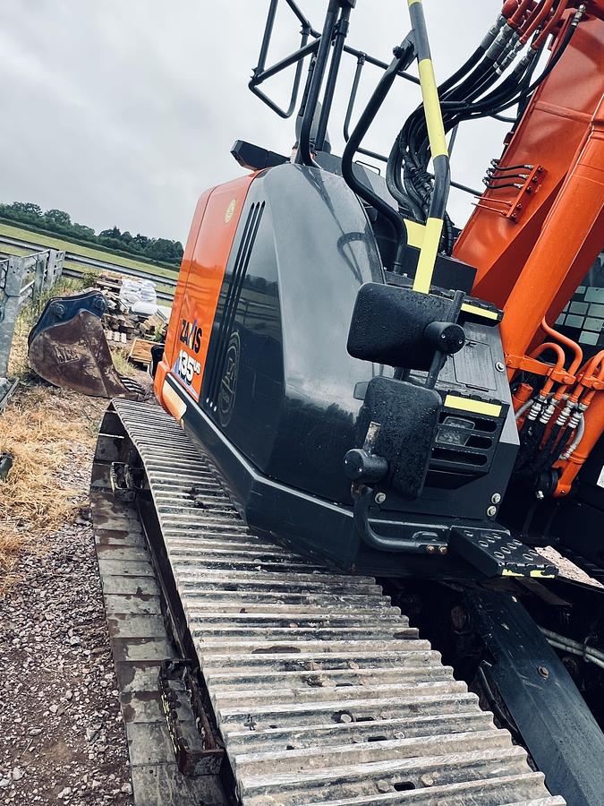 Used 2021 HITACHI ZAXIS ZX135USBL-6