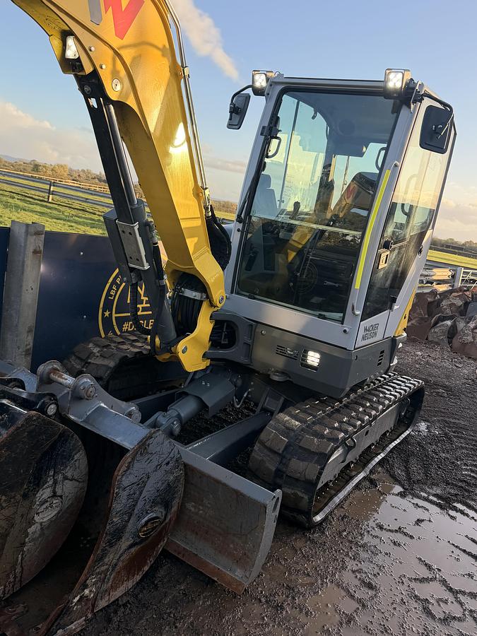 Used 2025 WACKER NEUSON EZ50