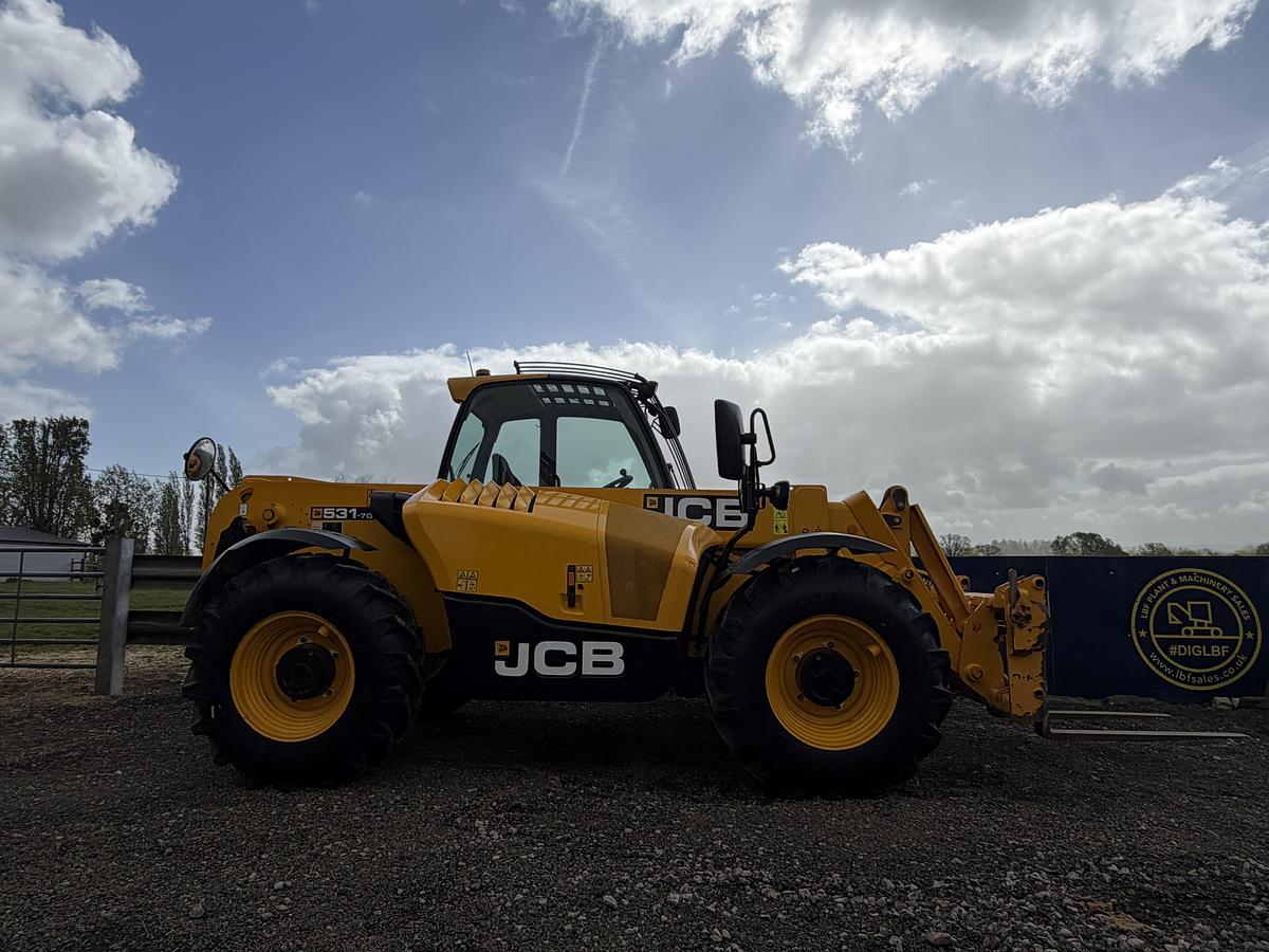 Used 2022 JCB 531-70
