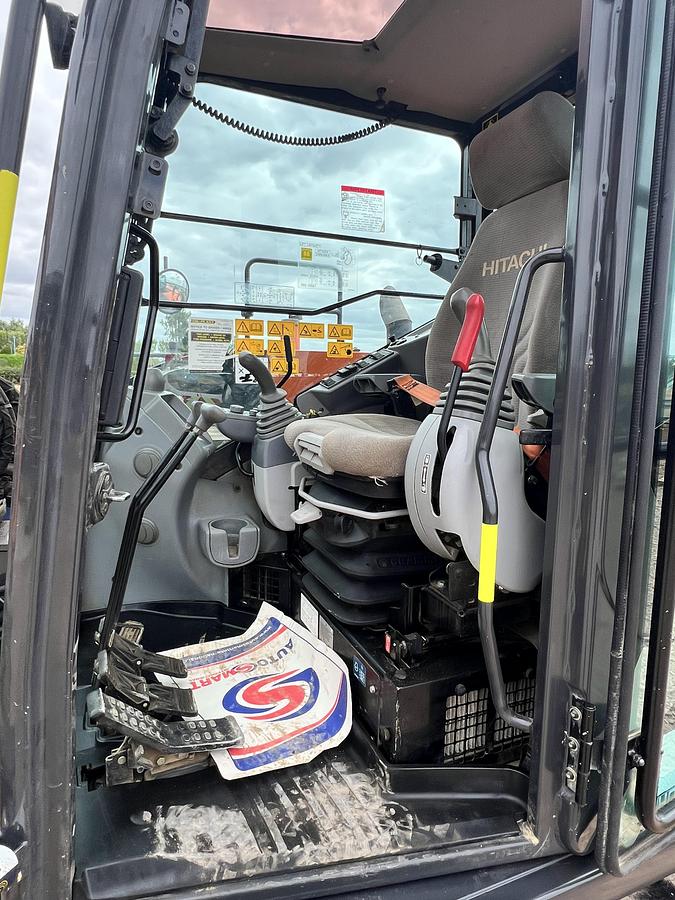 Used 2021 HITACHI ZX85USB-6