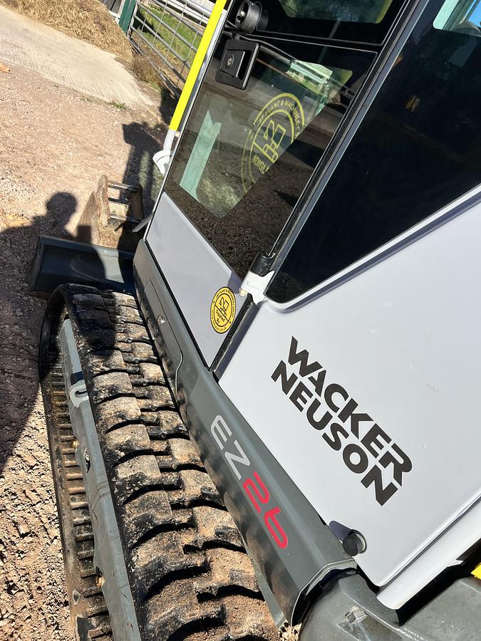 Used 2022 WACKER NEUSON EZ26