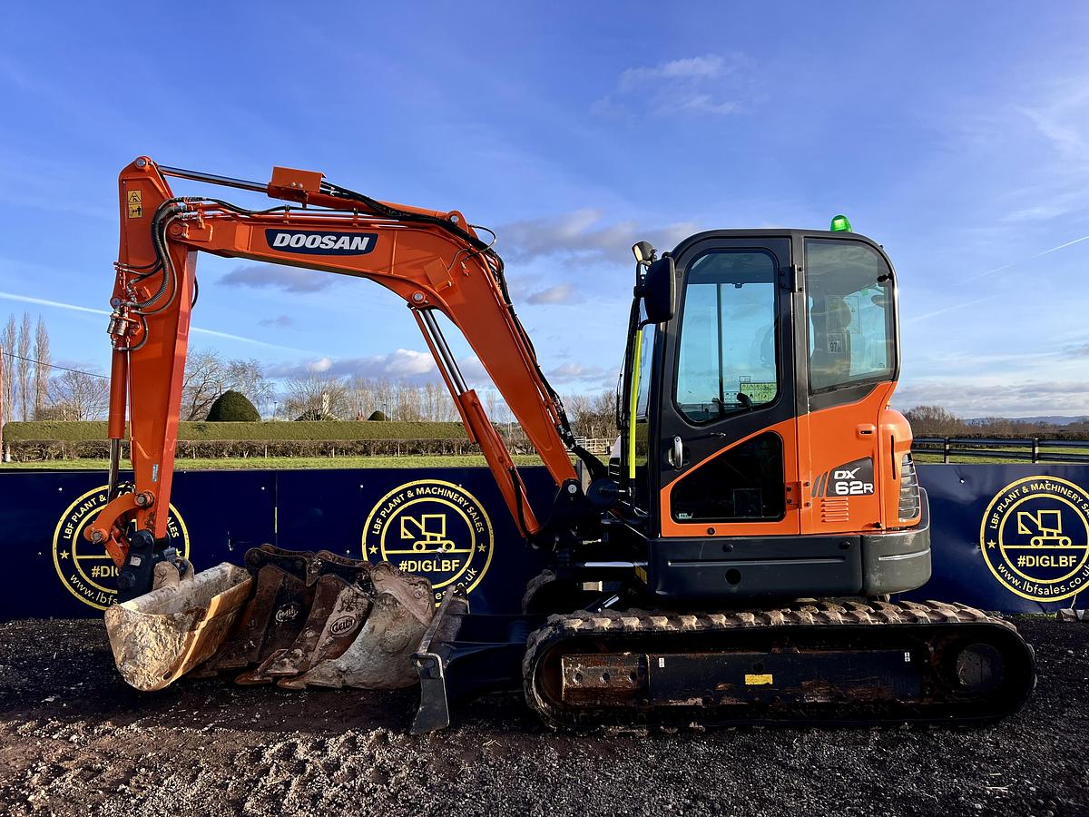 Used 2022 DOOSAN DX62R-3