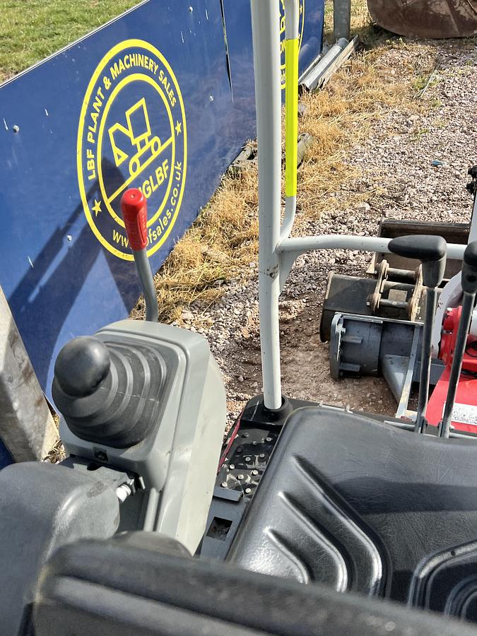 Used 2022 TAKEUCHI TB216