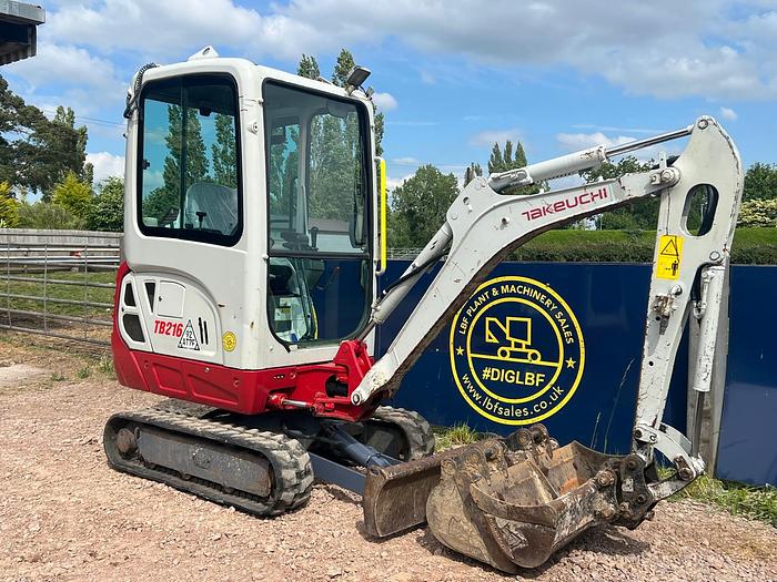 Used 2018 TAKEUCHI TB216