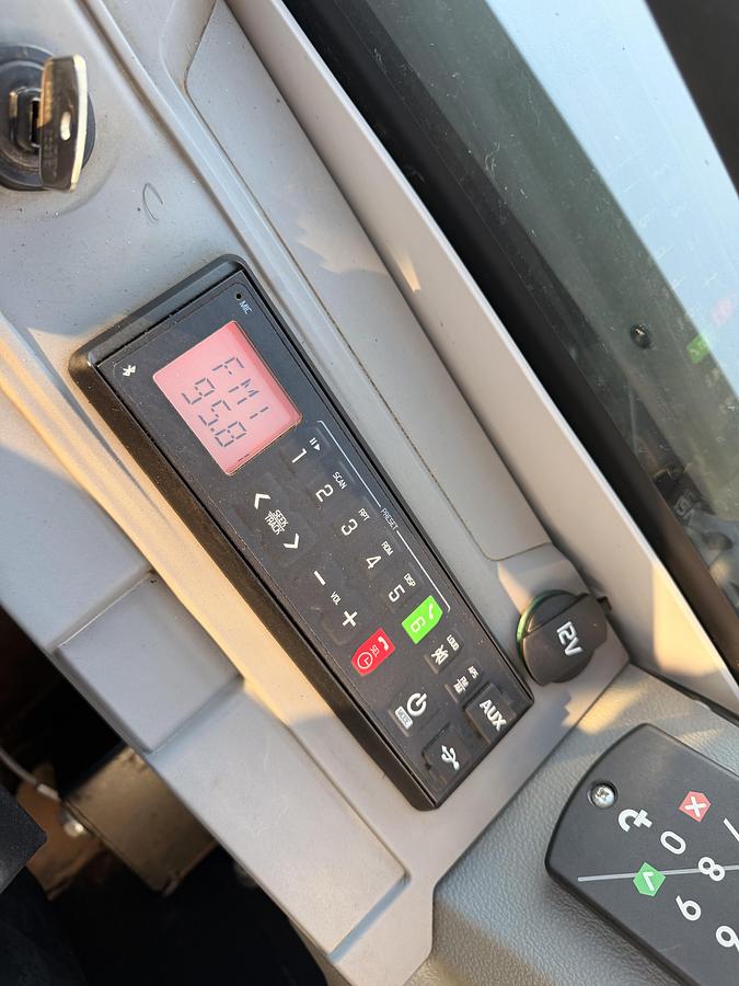 Used 2025 WACKER NEUSON EZ50