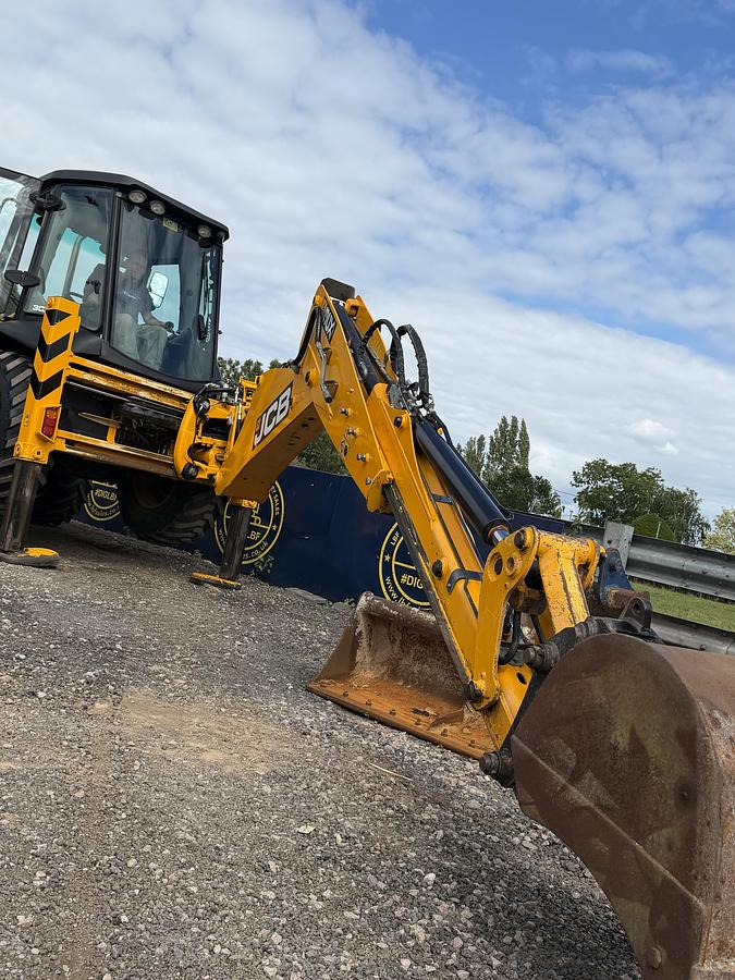 Used 2021 JCB 3CX SITE MASTER PRO