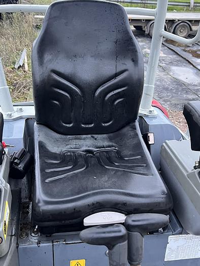 Used 2020 TAKEUCHI TB216