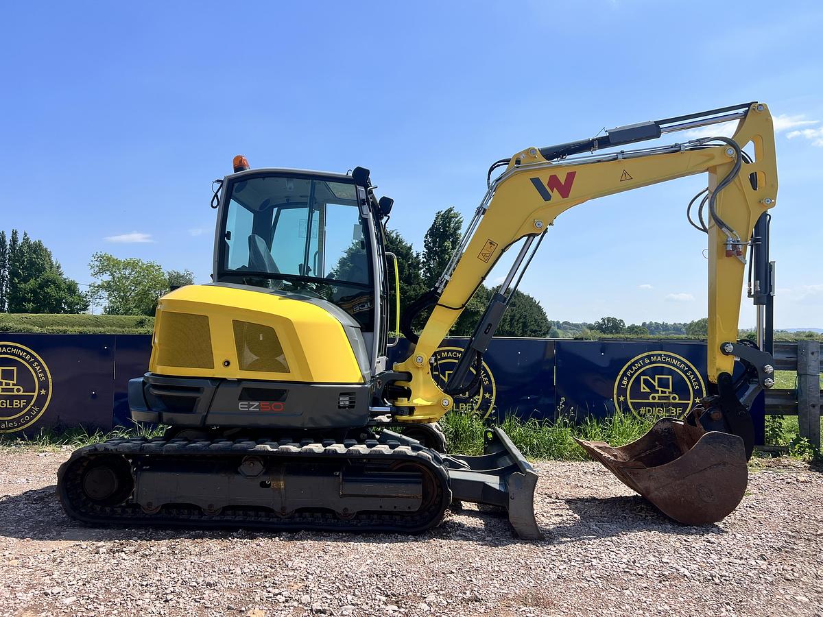 Used 2022 WACKER NEUSON EZ50