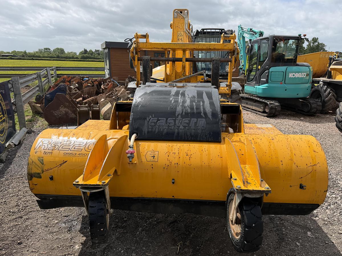 Used 2010 Eastern RS220