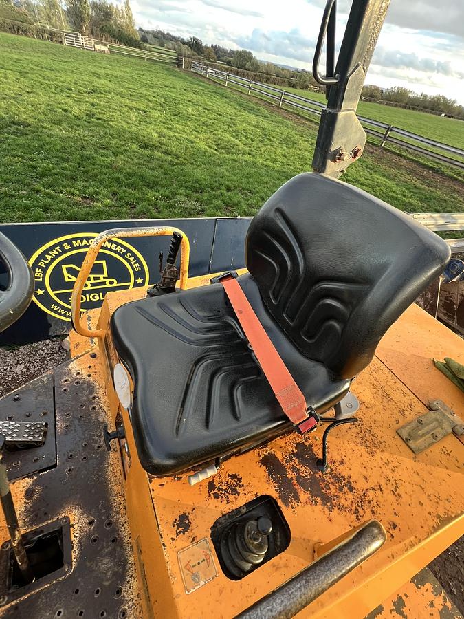 Used 2016 THWAITES 9 tonne dumper