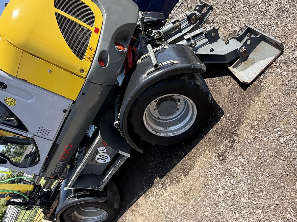 Used 2021 WACKER NEUSON EW100