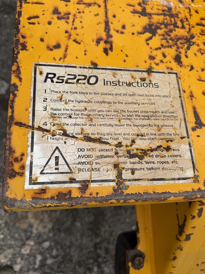 Used 2010 Eastern RS220