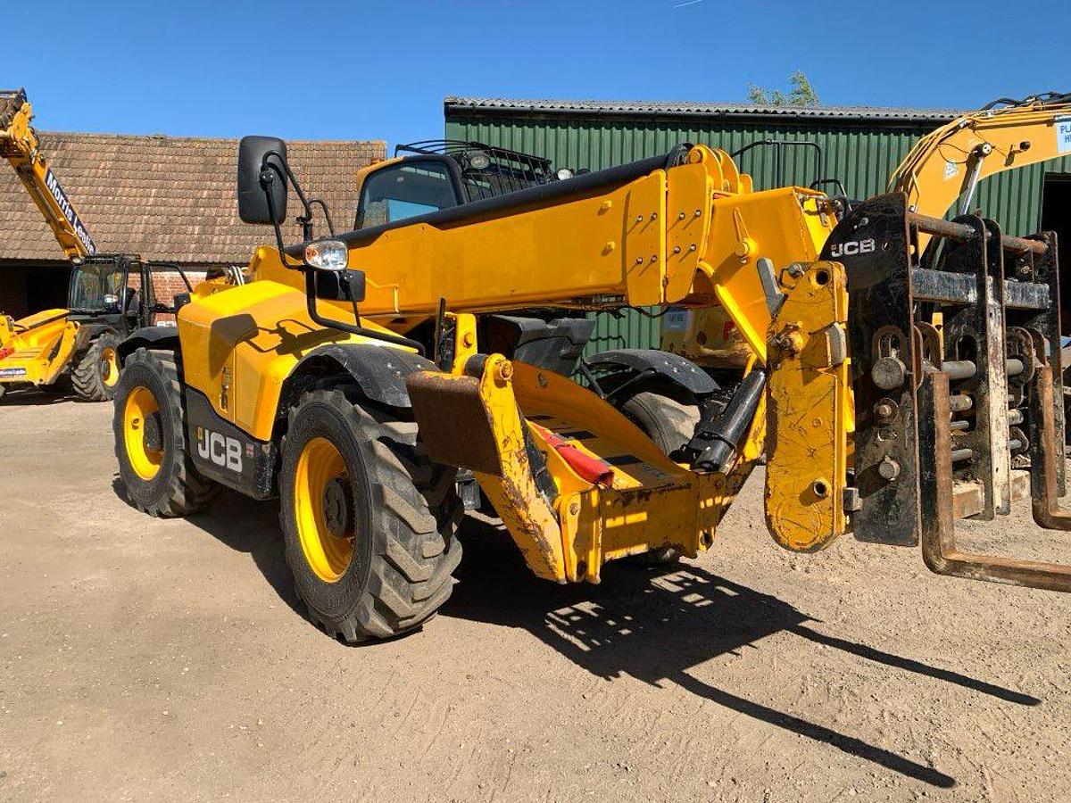 Used 2022 JCB 540-140