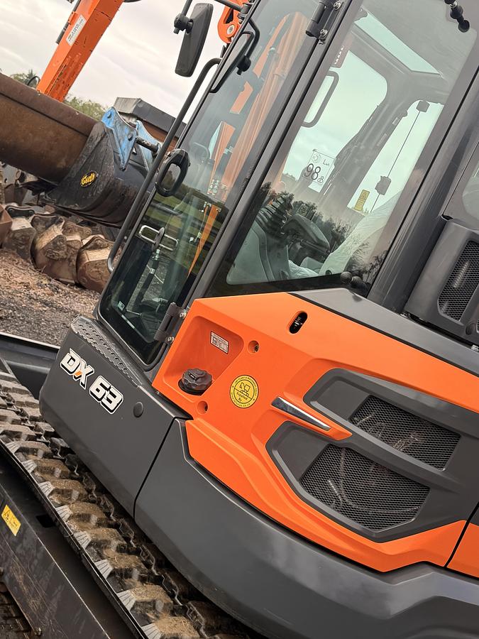 Used 2025 DEVELON DX63R-7