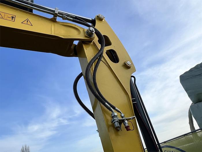 Used 2025 WACKER NEUSON ET90